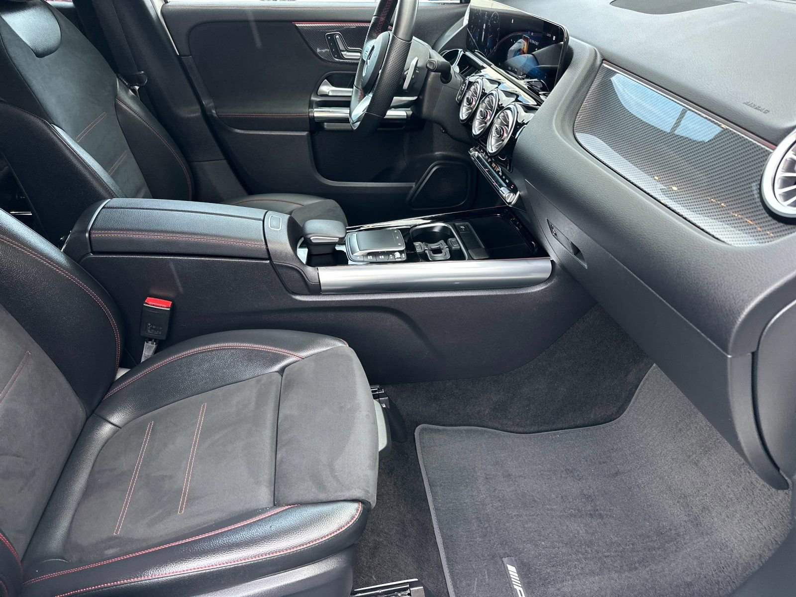 Certified 2022 Mercedes-Benz GLA 250 4MATIC image 16