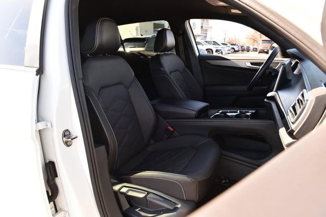 Certified 2024 Volkswagen Atlas Cross Sport SE image 20