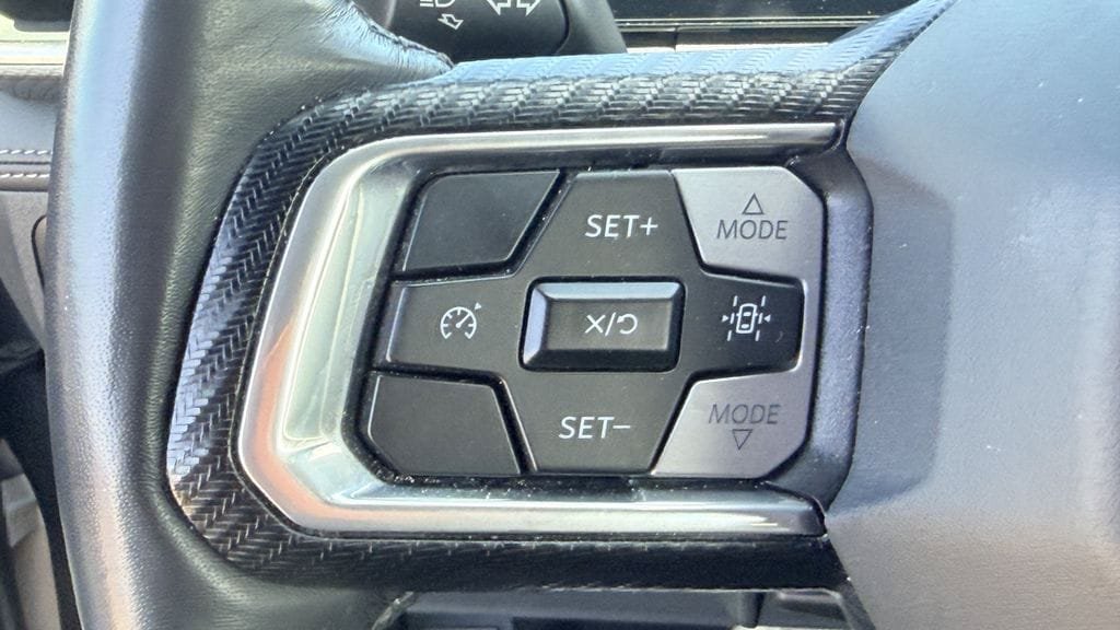 Used 2025 Ford Mustang Premium RWD image 21