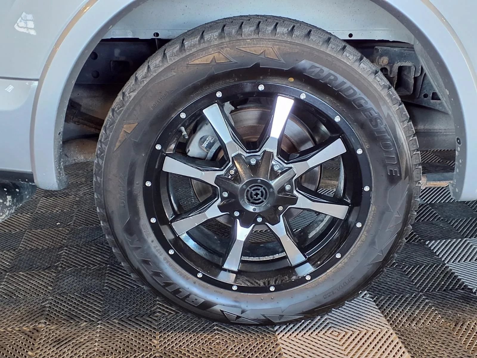 Used 2016 Ford F150 Platinum w/ Trailer Tow Package AWD/4WD image 7