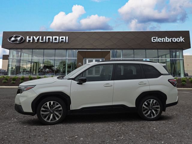 Used 2025 Subaru Forester Touring AWD/4WD image 1