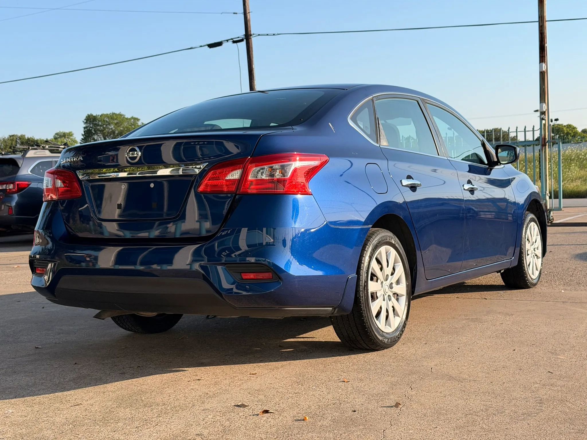 Used 2019 Nissan Sentra S FWD image 3