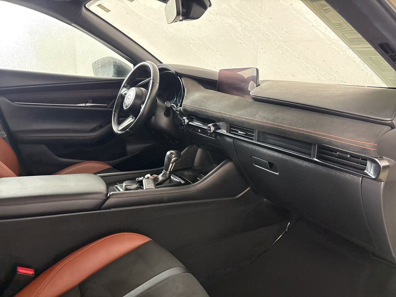 Used 2024 MAZDA MAZDA3 s image 31