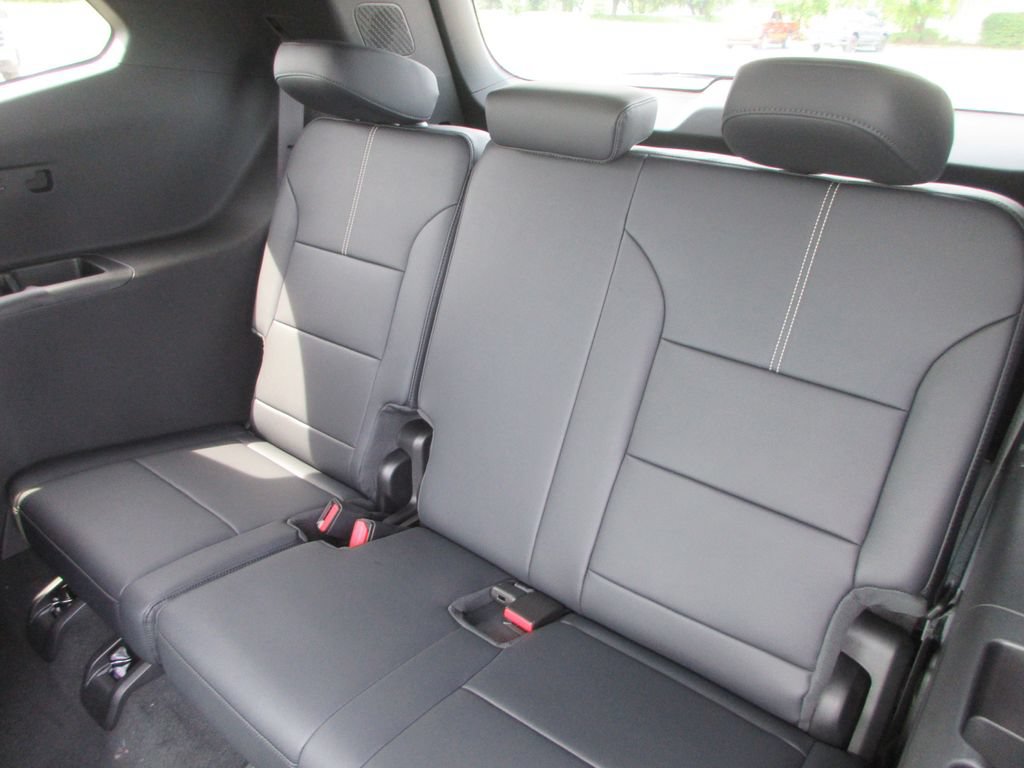 New 2027 GMC Acadia Elevation w/ Black Edition FWD image 13