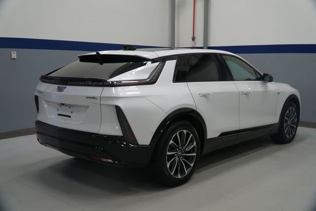 Certified 2024 Cadillac Lyriq Sport AWD/4WD image 8