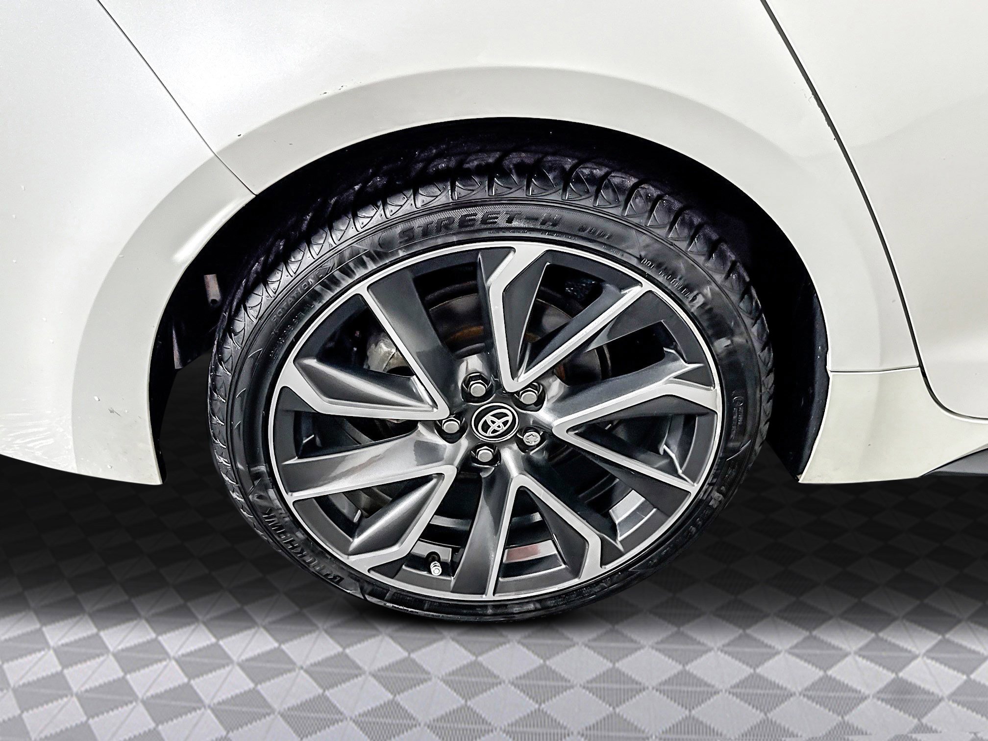 Used 2020 Toyota Corolla SE image 32