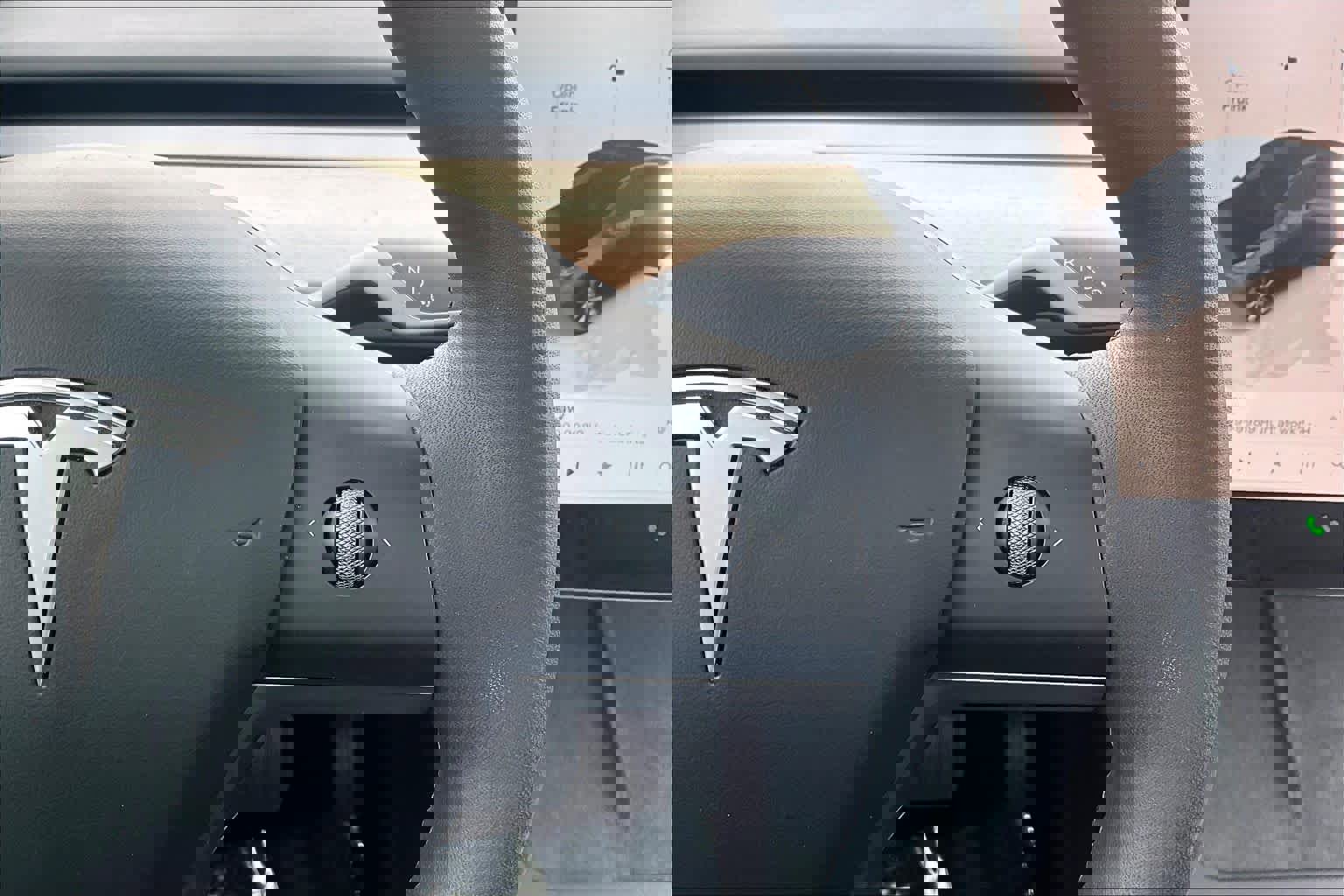 Used 2024 Tesla Model Y Long Range image 24