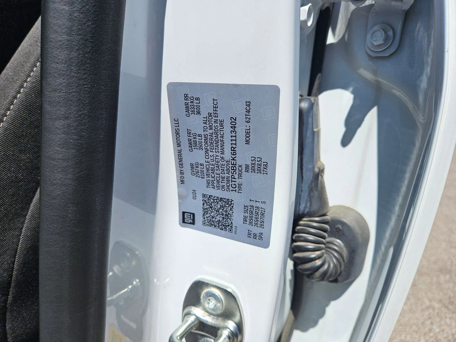Used 2024 GMC Canyon Elevation image 31
