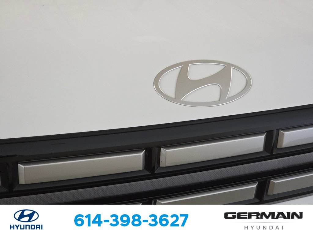 Used 2025 Hyundai Santa Fe SEL AWD/4WD image 14