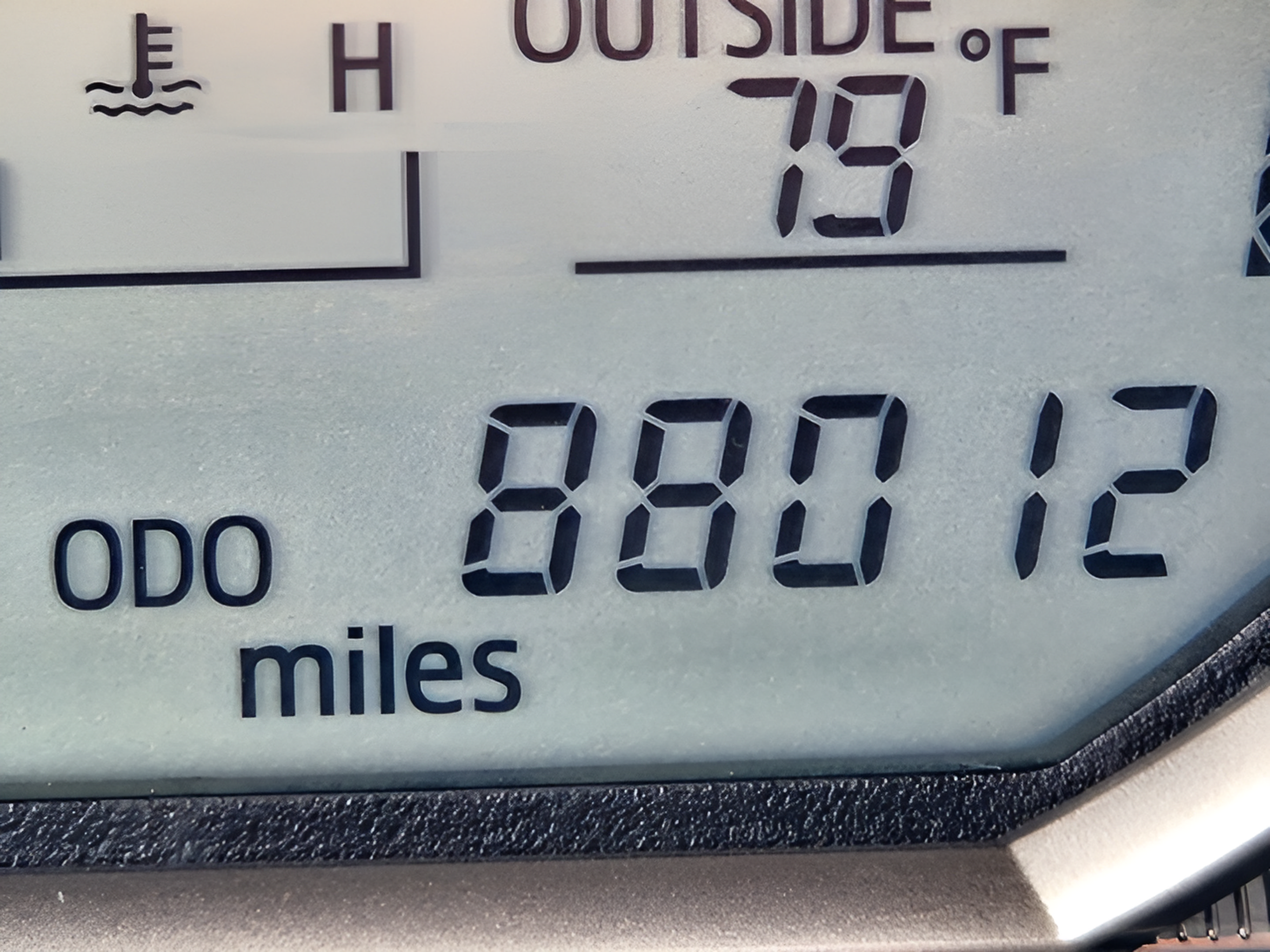 Used 2015 Toyota RAV4 LE FWD image 19