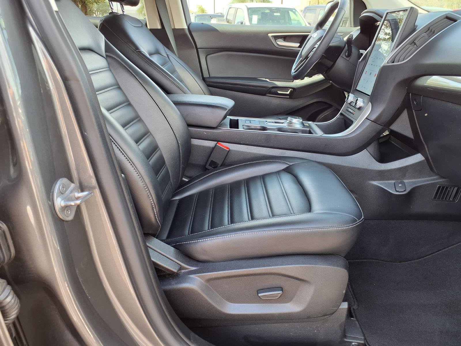 Certified 2023 Ford Edge SEL w/ Convenience Package AWD/4WD image 11