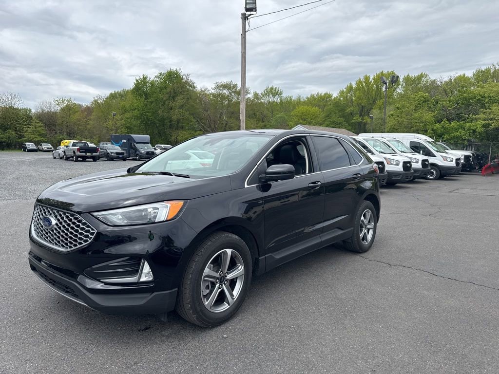 Used 2023 Ford Edge SEL w/ Convenience Package