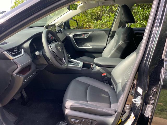 Used 2024 Toyota RAV4 Limited w/ Advanced Technology Package AWD/4WD image 11