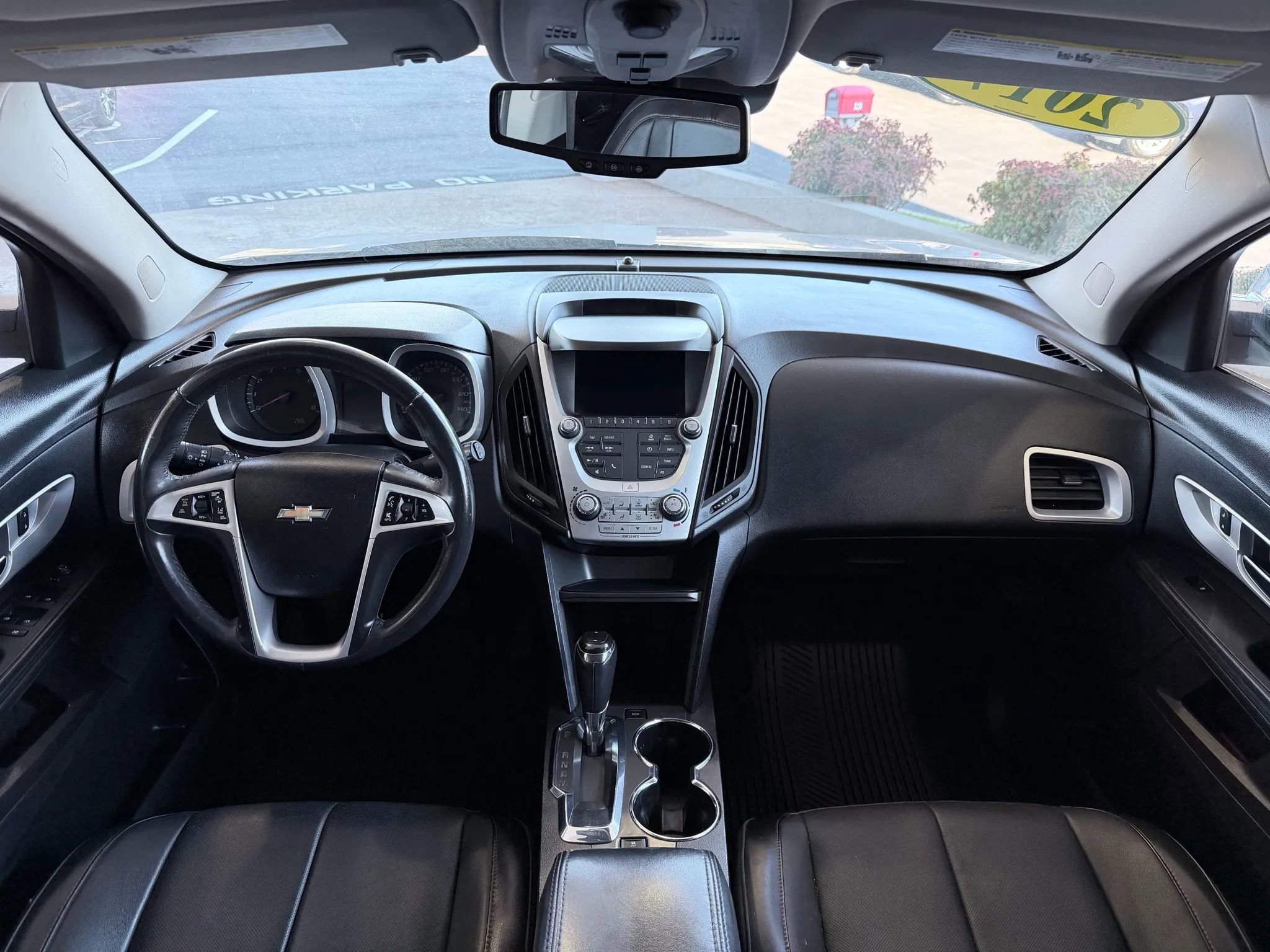 Used 2017 Chevrolet Equinox Premier w/ Enhanced Convenience Package image 19