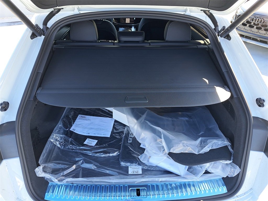 New 2026 Audi Q8 Premium Plus image 31