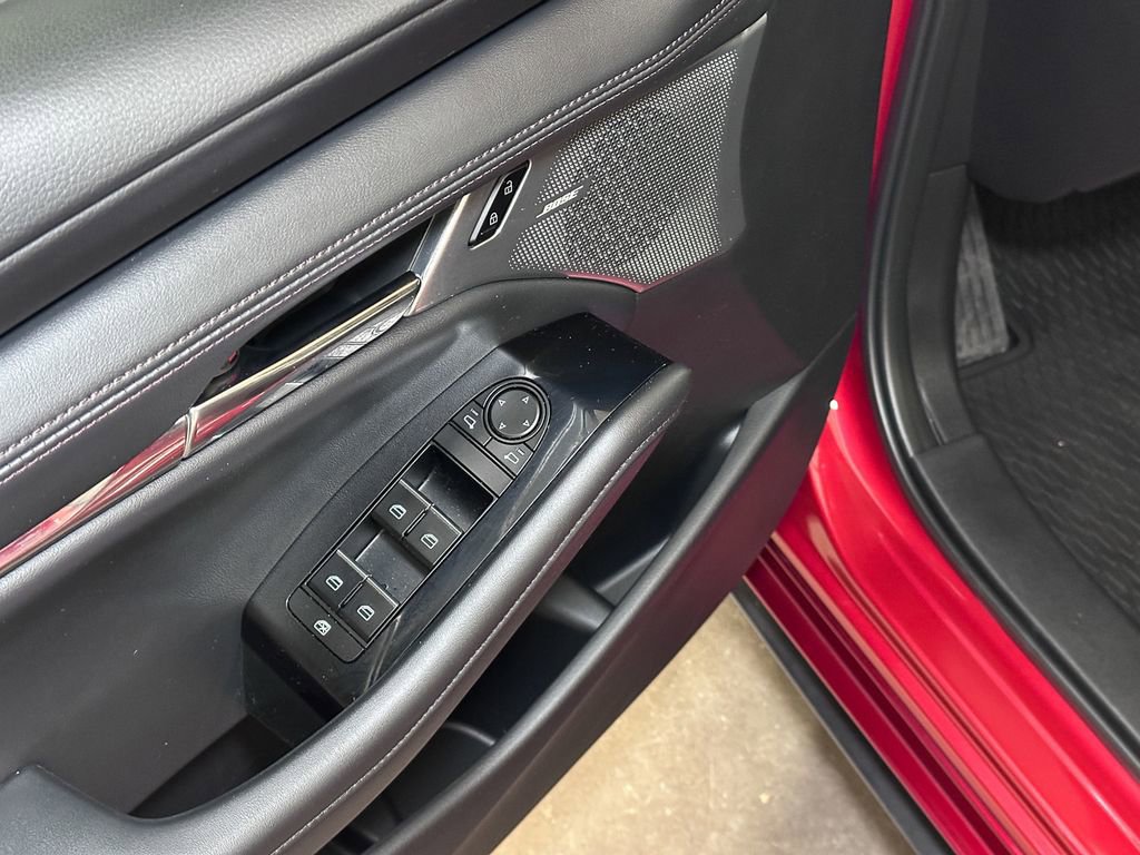 Used 2021 MAZDA MAZDA3 2.5 Turbo Sedan w/Premium Plus image 21