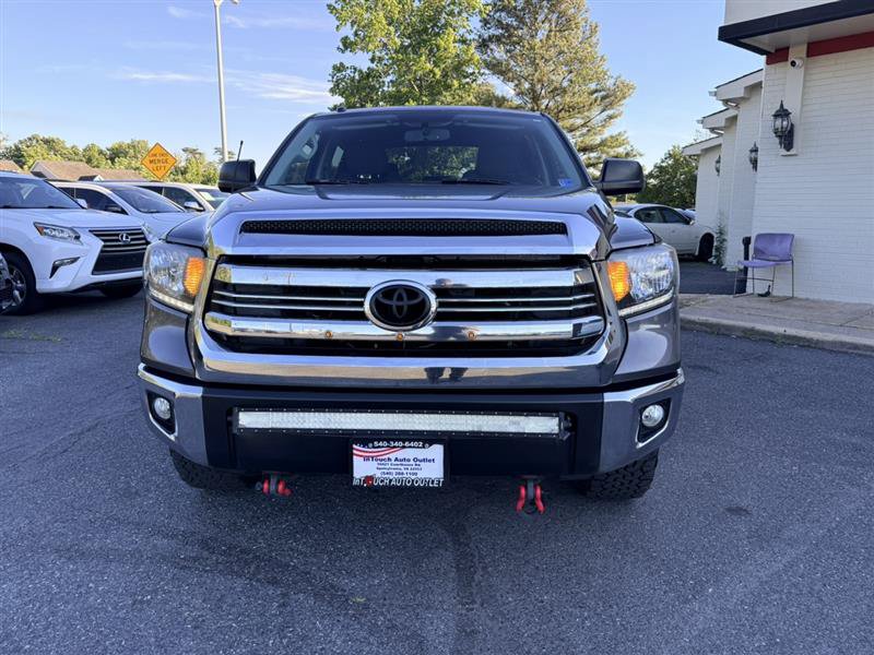 Used 2017 Toyota Tundra SR5 AWD/4WD image 2