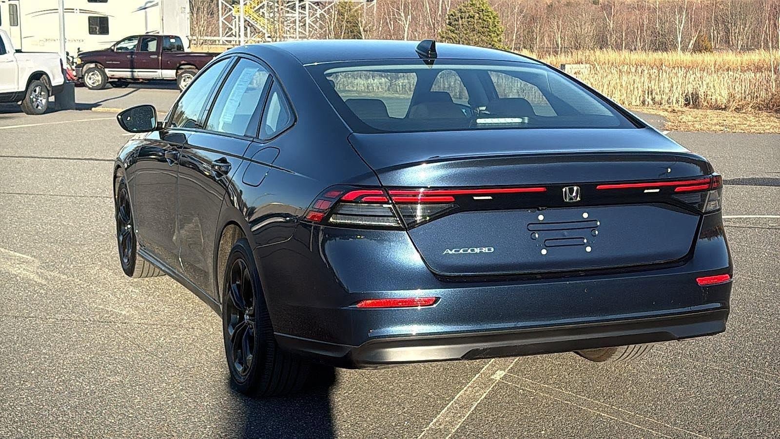 Used 2025 Honda Accord SE image 8