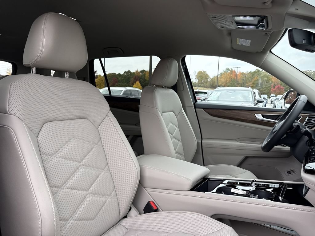 New 2026 Volkswagen Atlas SE image 21