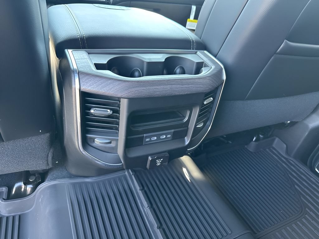 New 2026 RAM 3500 Laramie w/ Towing Technology Group AWD/4WD image 22