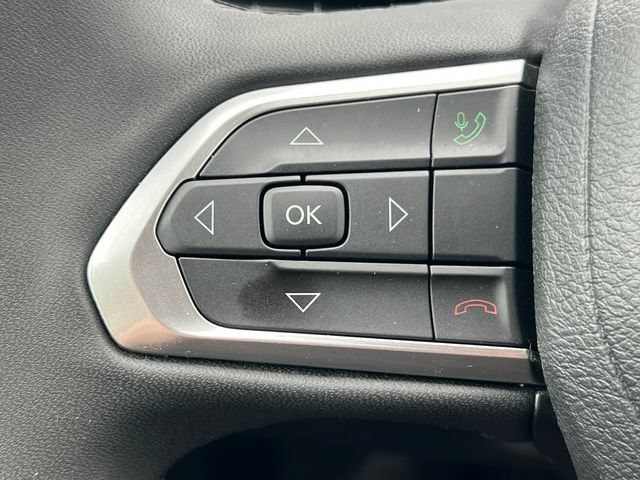 Used 2023 Jeep Compass Latitude AWD/4WD image 21