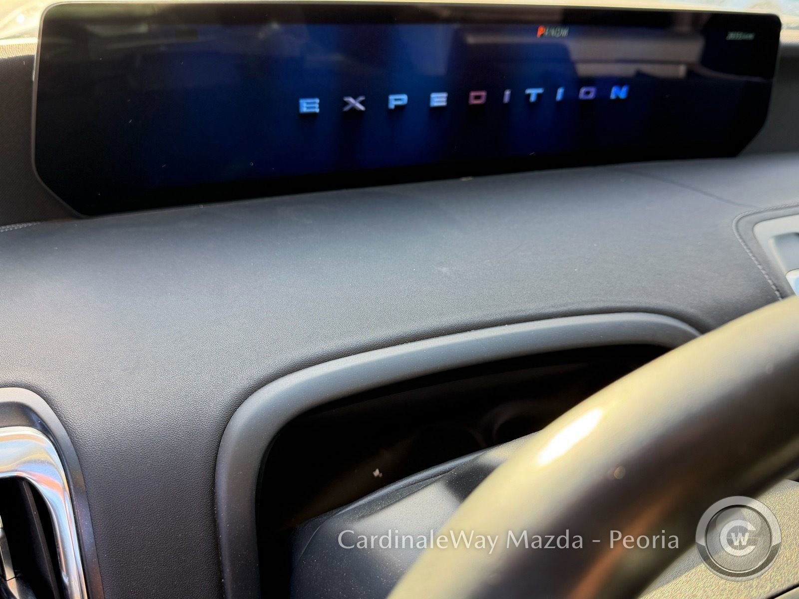 Used 2025 Ford Expedition Platinum AWD/4WD image 9
