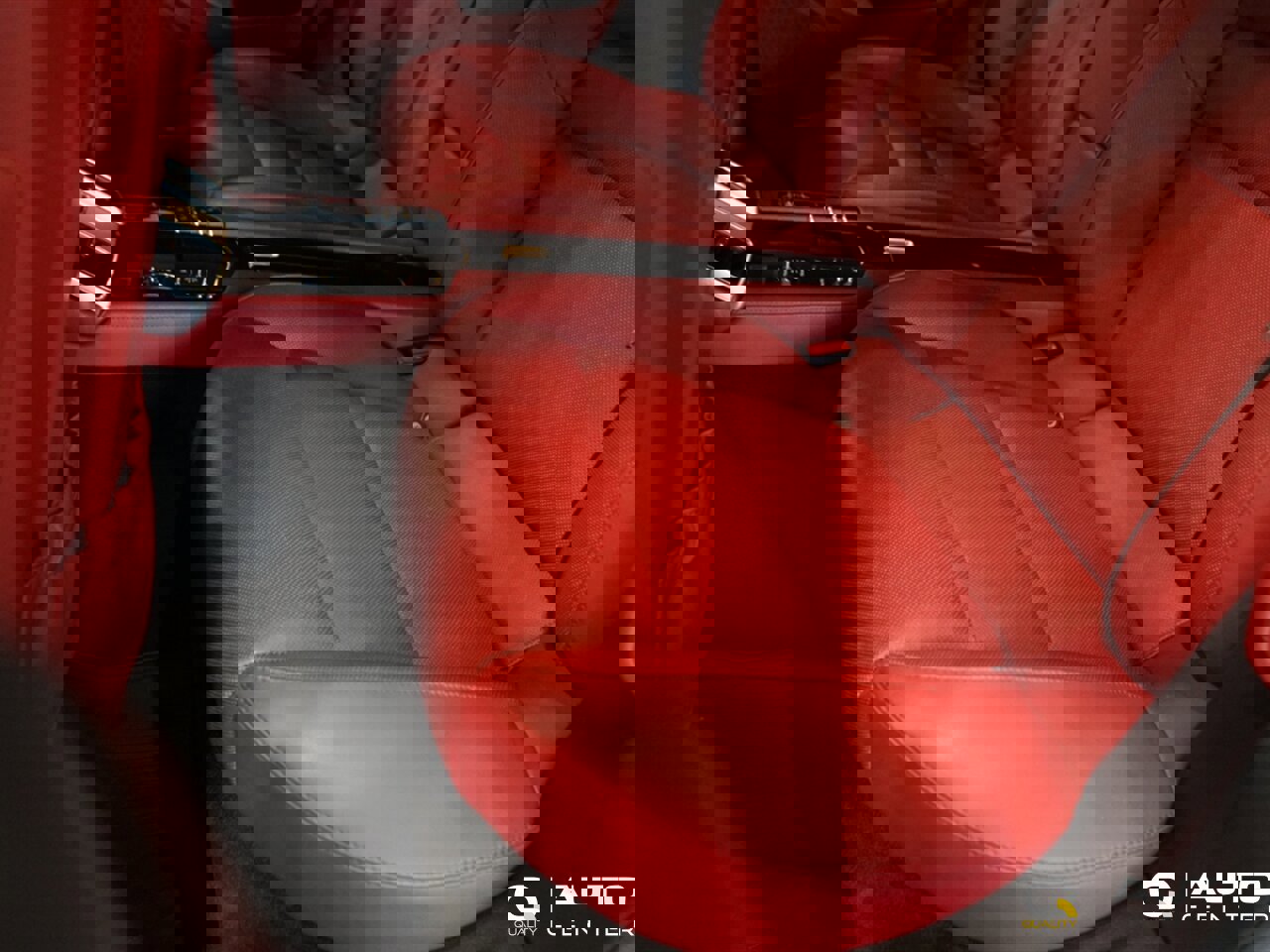 Used 2014 Porsche Panamera 4 image 35