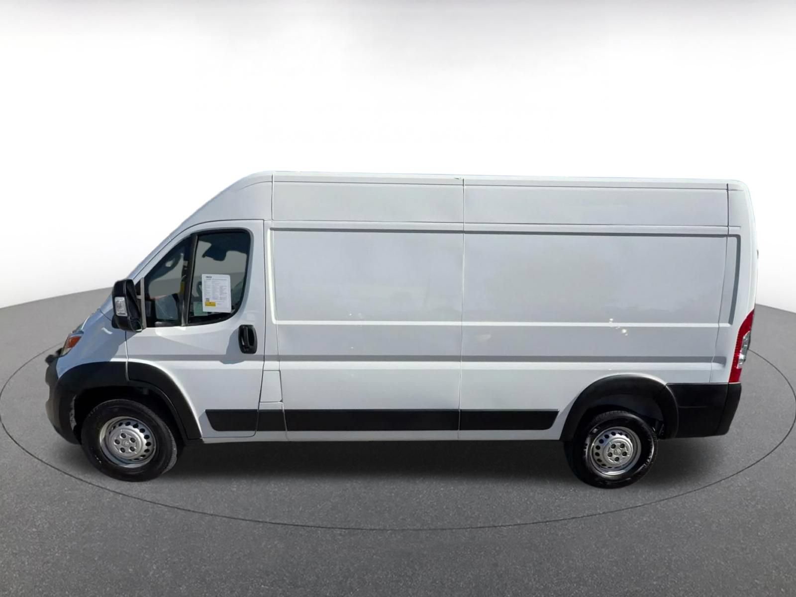 Used 2026 RAM ProMaster 2500 w/ Convenience Group FWD image 9