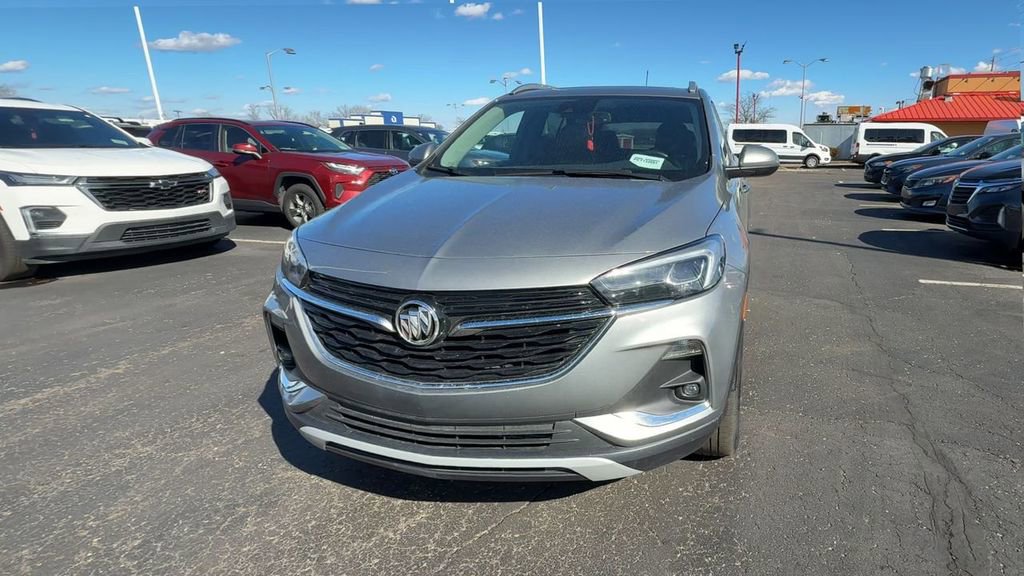 Used 2023 Buick Encore GX Essence w/ Experience Buick Package image 3