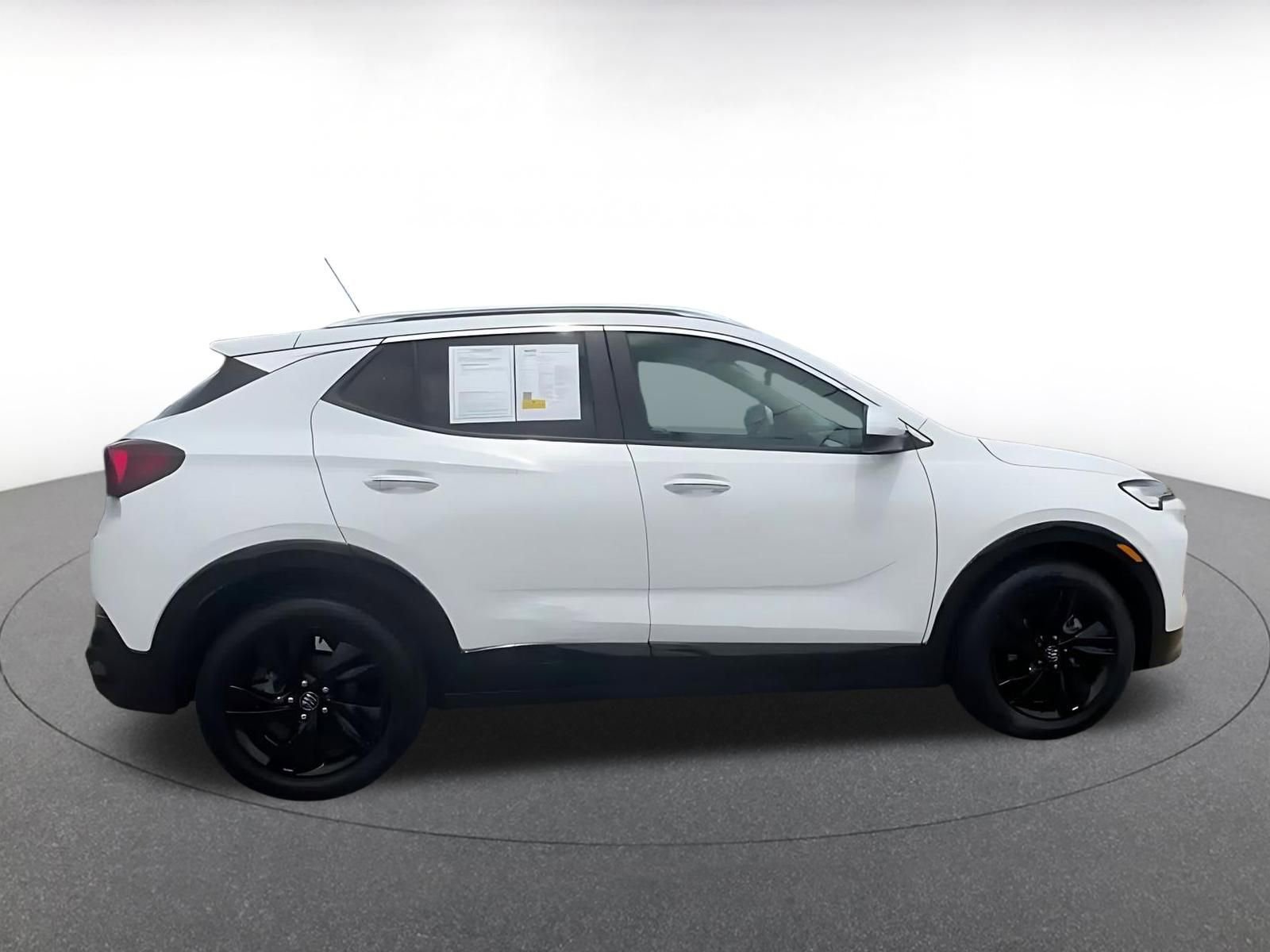 Used 2024 Buick Encore GX Sport Touring FWD image 15