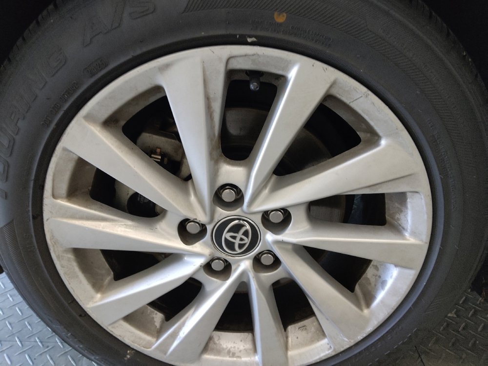 Used 2022 Toyota Camry LE image 31