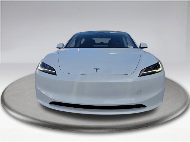 Used 2024 Tesla Model 3 Standard Range RWD image 8
