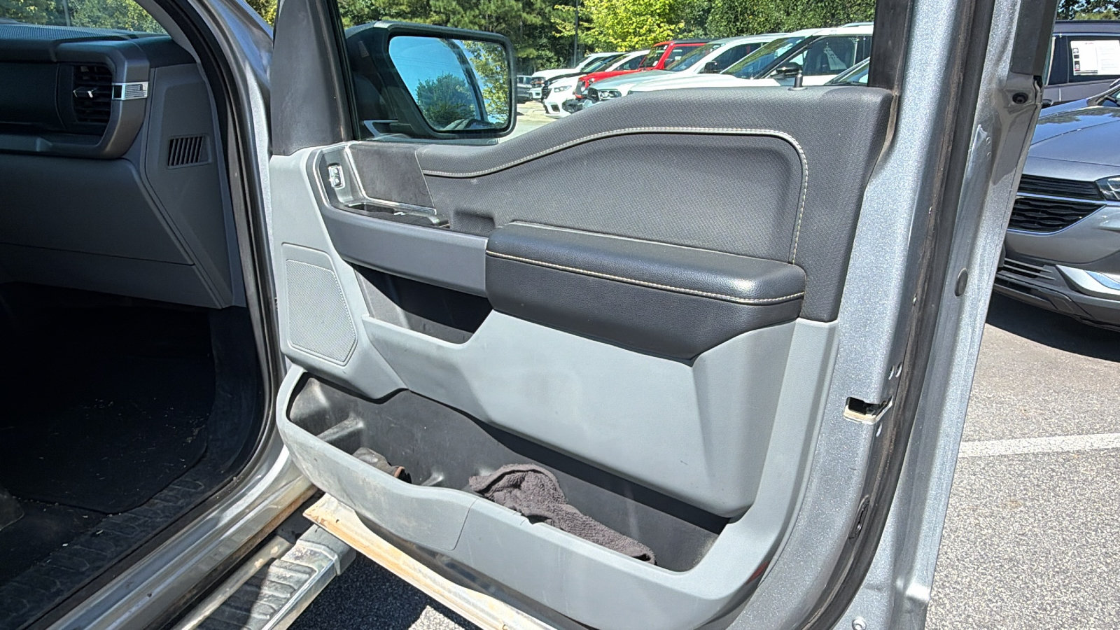 Used 2025 Ford F150 XLT w/ Equipment Group 301A Standard AWD/4WD image 18