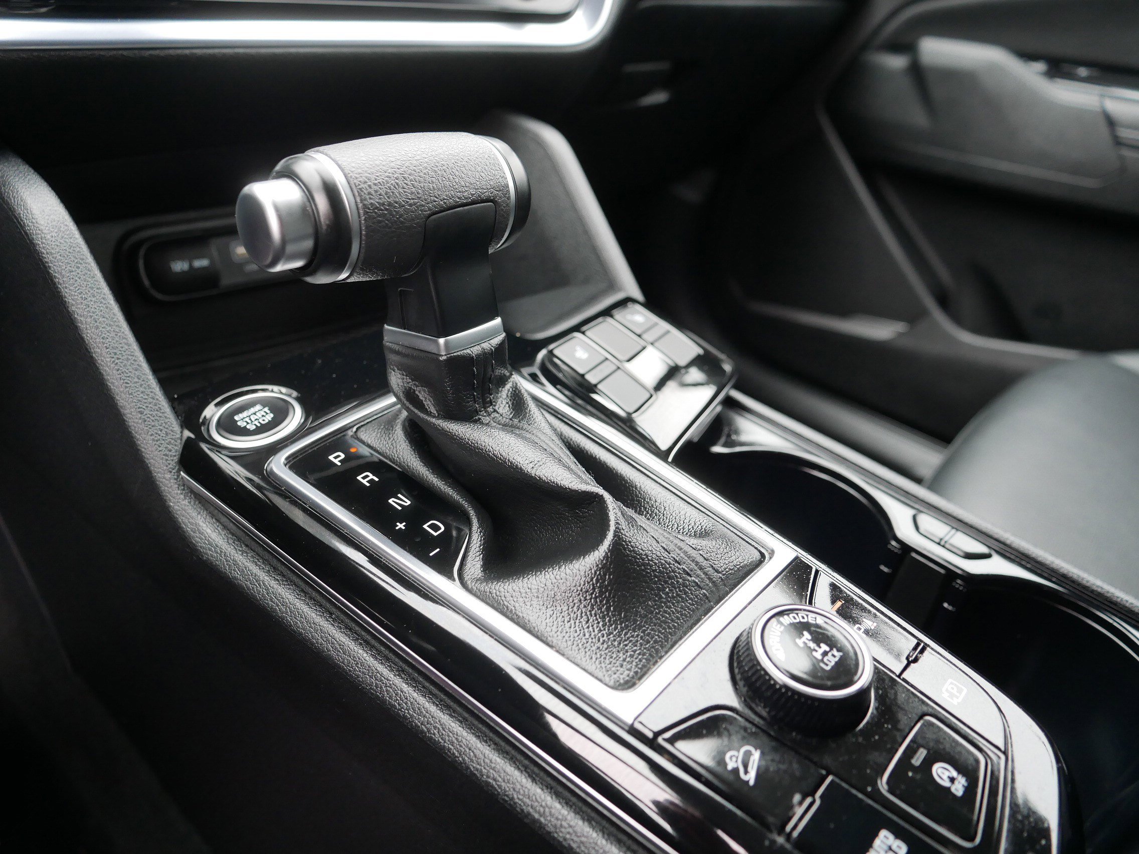 Certified 2024 Kia Sportage EX image 24