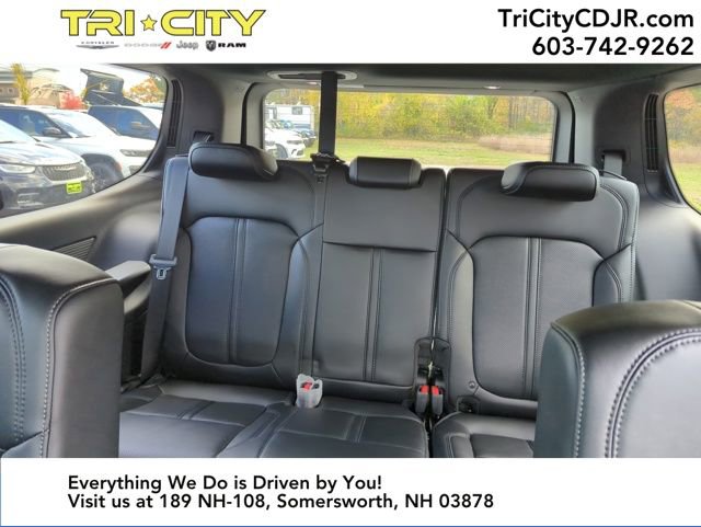 New 2025 Jeep Wagoneer Series II w/ Convenience Group I image 25