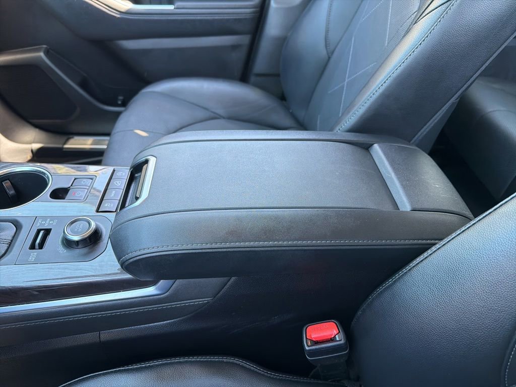 Used 2022 Toyota Highlander Platinum AWD/4WD image 14