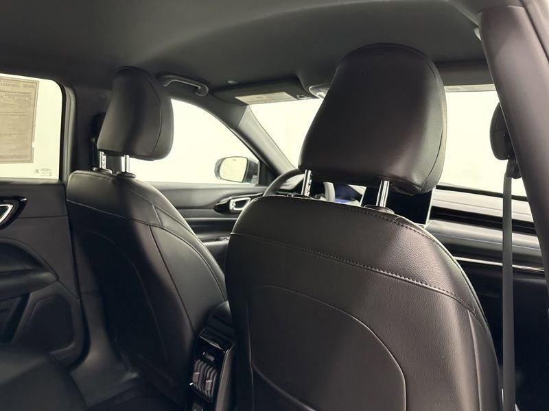 New 2026 Jeep Compass Limited image 13