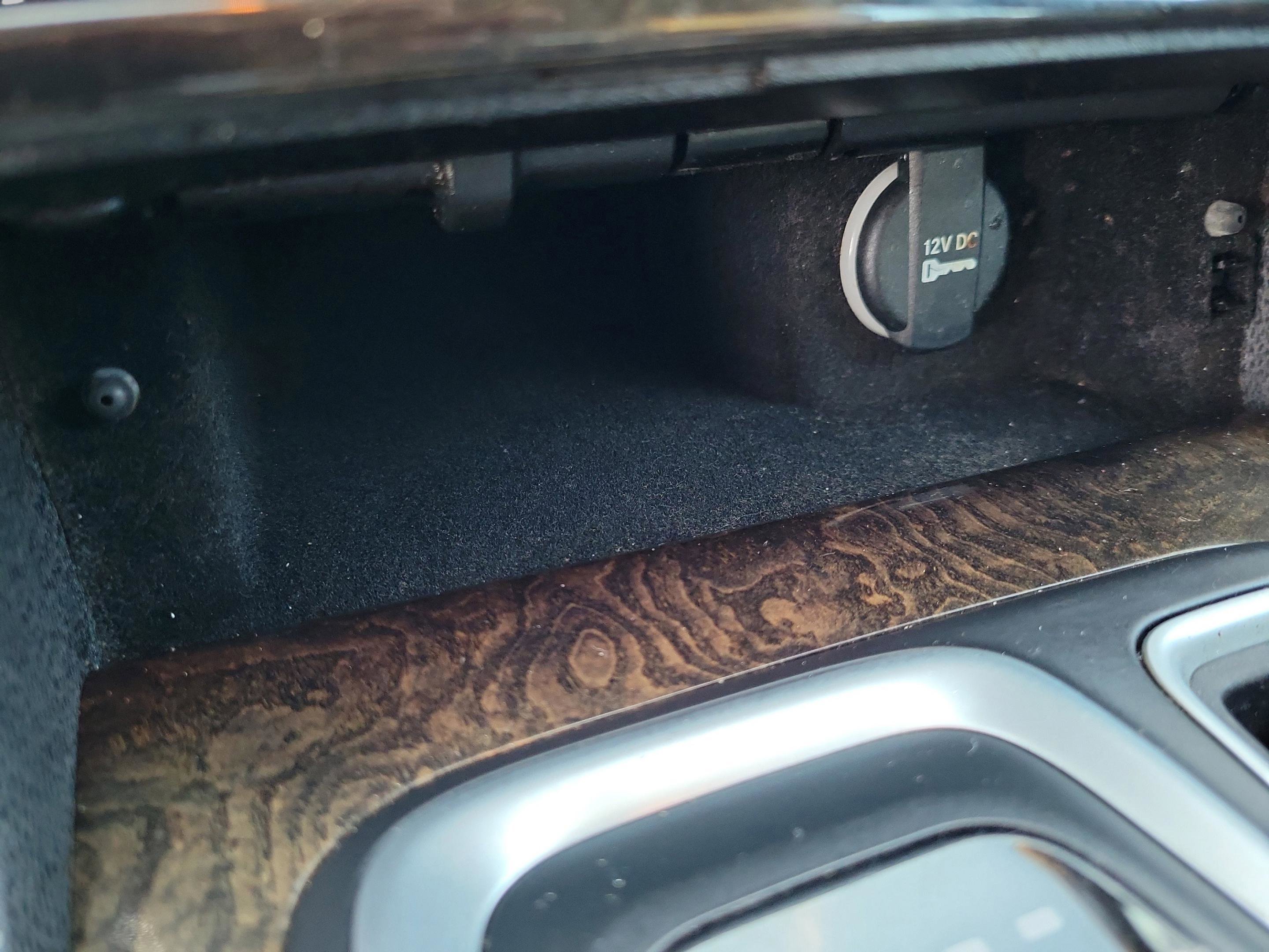 Used 2019 Chrysler 300 Limited image 29