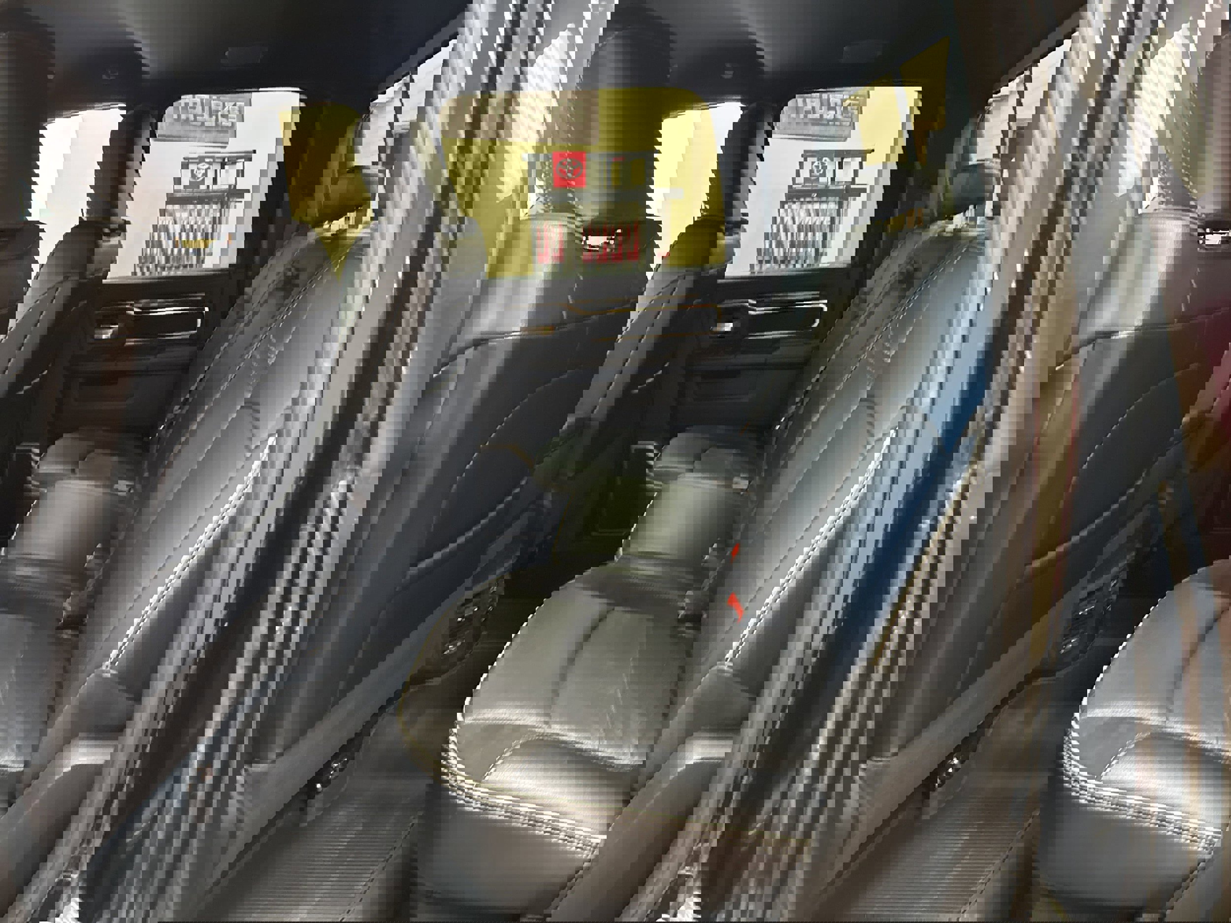 Used 2020 RAM 2500 Laramie image 23