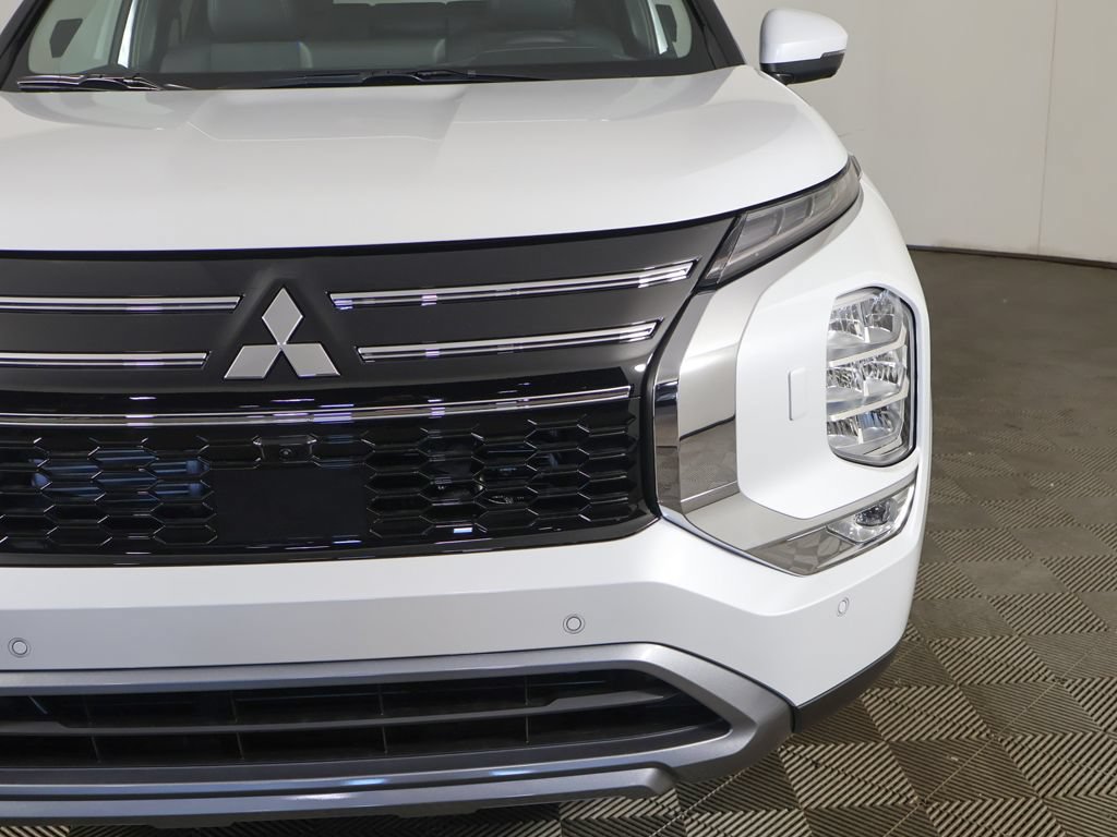 New 2026 Mitsubishi Outlander SE AWD/4WD image 16