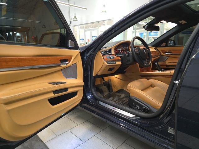 Used 2013 BMW 740Li xDrive image 14