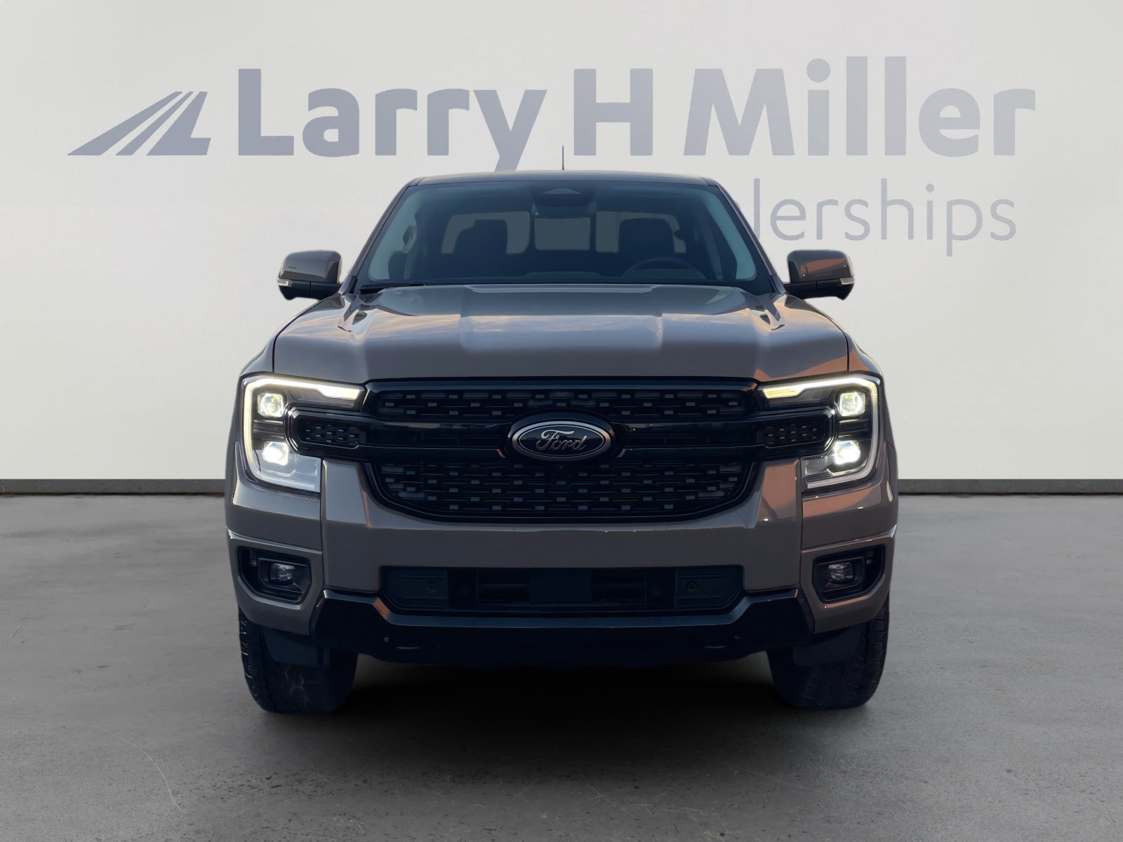 Used 2025 Ford Ranger Lariat w/ FX4 Off-Road Package AWD/4WD image 8