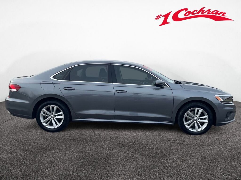 Used 2020 Volkswagen Passat 2.0T SE image 8