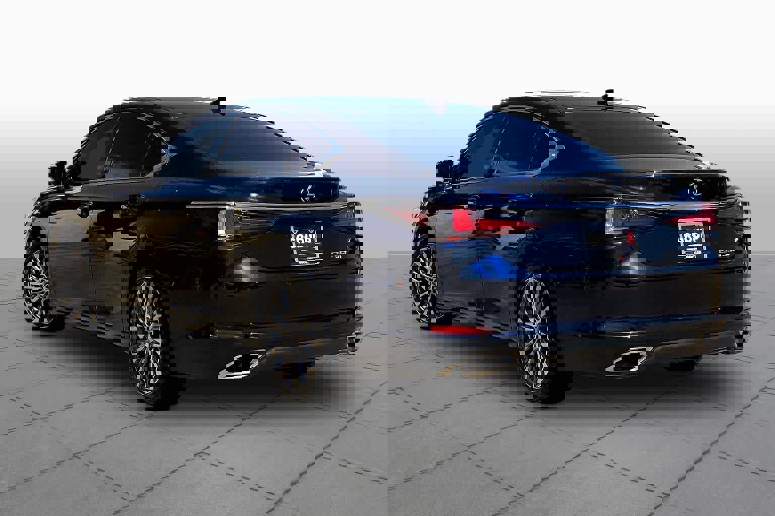 Used 2020 Lexus ES 350 w/ Premium Package image 11