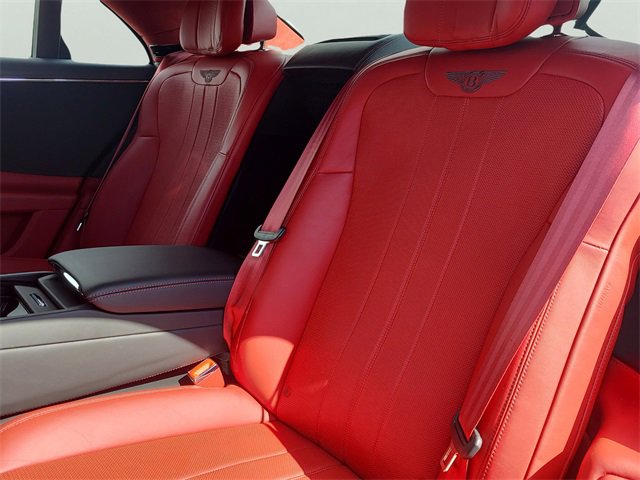 Used 2021 Bentley Flying Spur V8 image 14