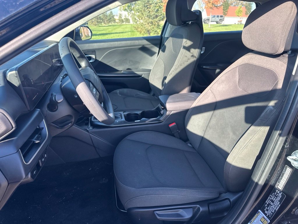 Used 2026 Kia K4 FWD image 12