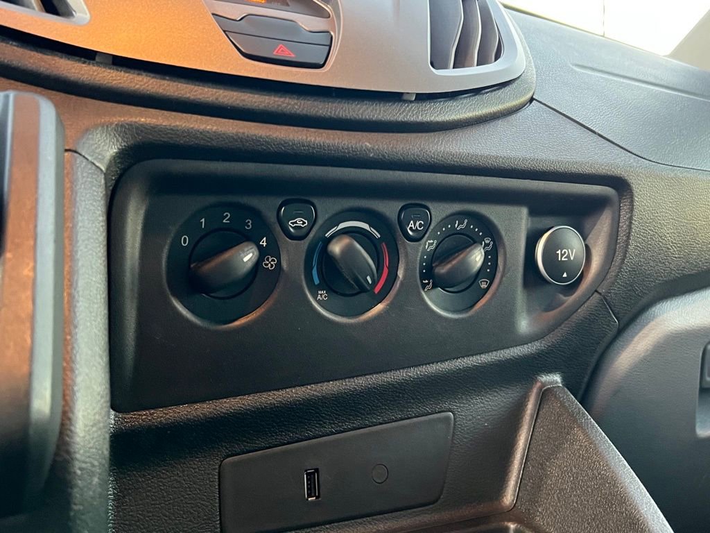 Used 2018 Ford Transit 350 138 DRW w/ Premium Package image 21