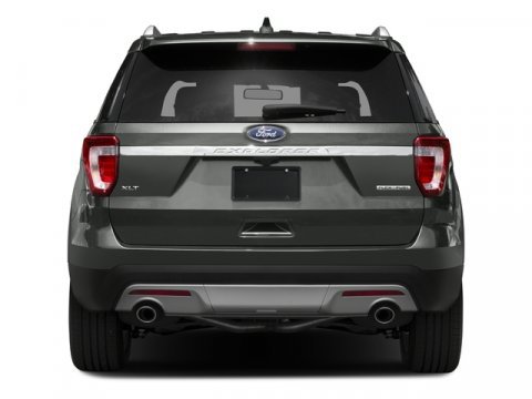 Used 2017 Ford Explorer XLT w/ Equipment Group 202A image 5