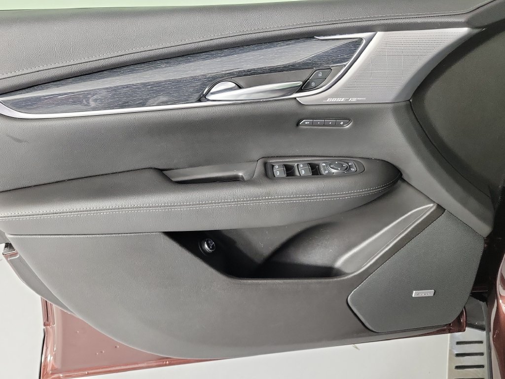 Certified 2022 Cadillac XT5 Premium Luxury w/ Technology Package FWD image 21