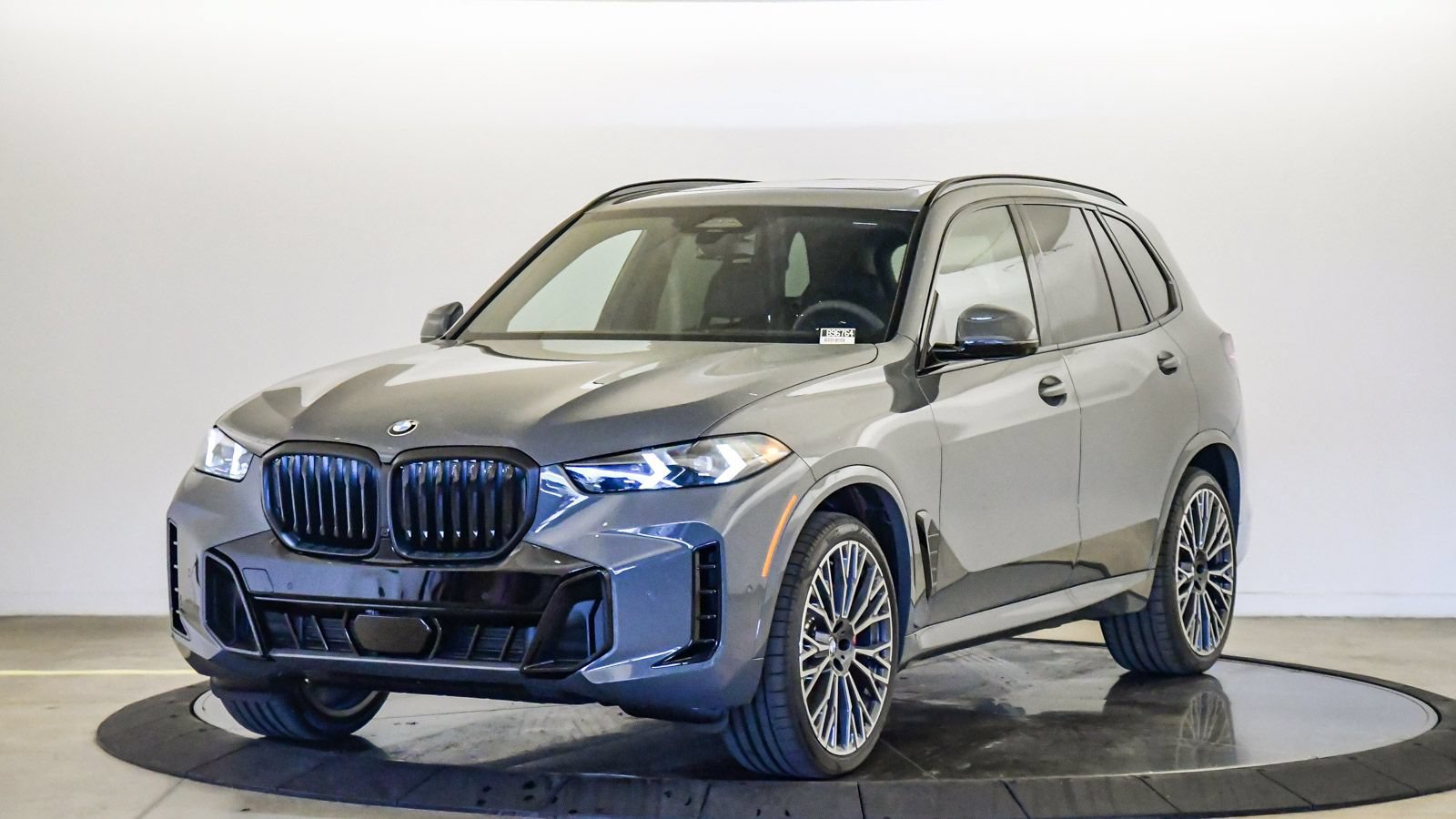 New 2026 BMW X5 xDrive40i AWD/4WD image 1